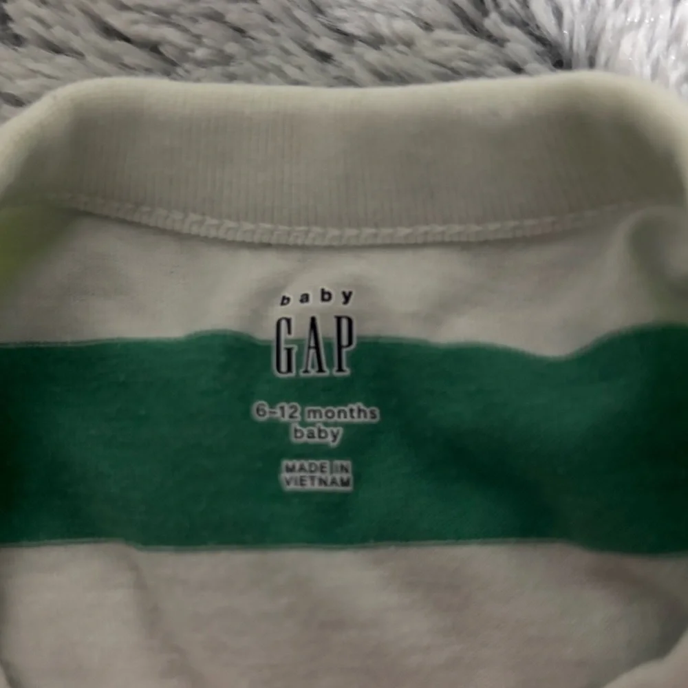 Baby Gap Striped Baby Onesie and Navy Shorts Set, 6-12 mos
